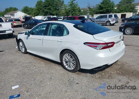2020 Toyota Camry Xle из США, поврежденный, VIN 4T1F11AK8LU884078